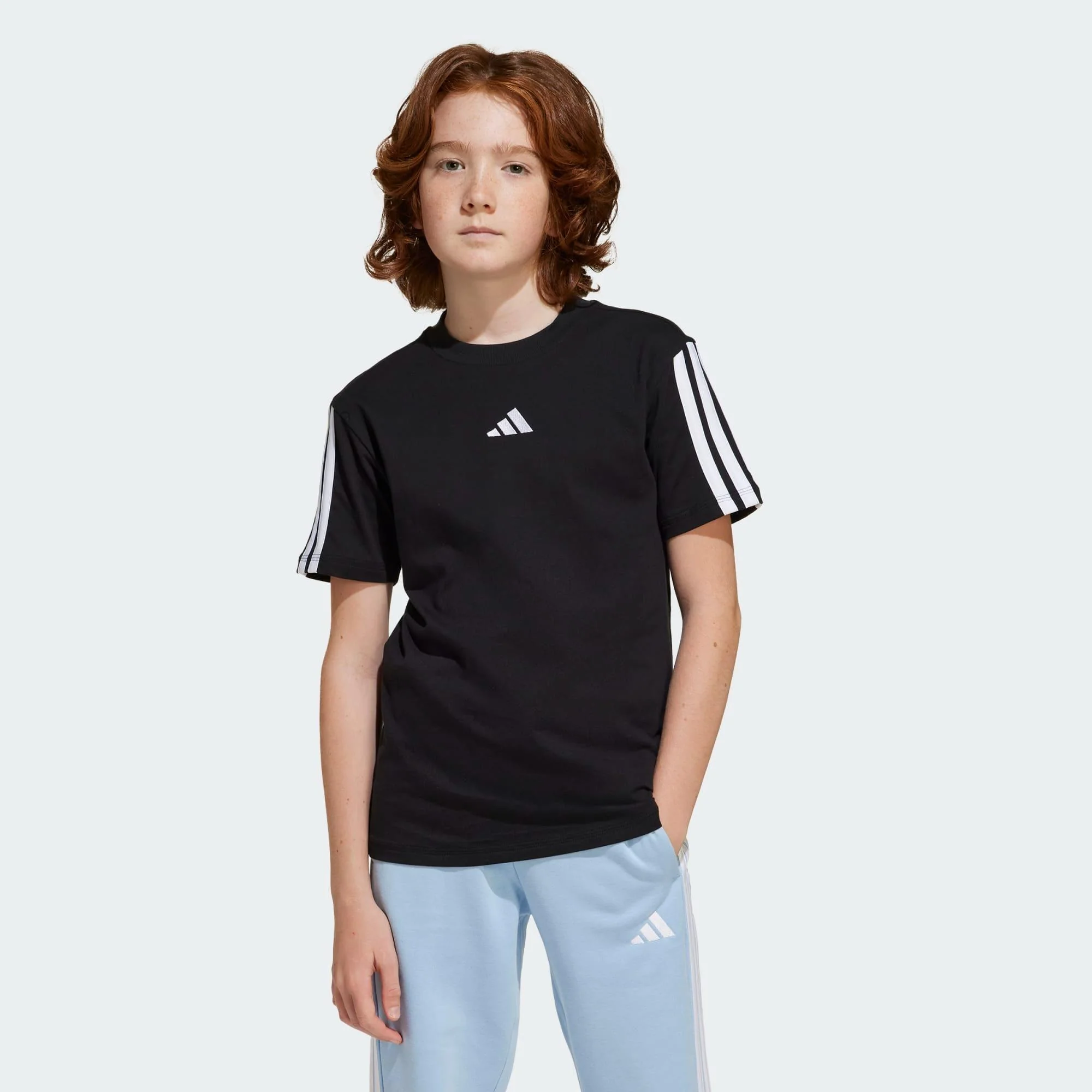 3 Stripes - Image 2