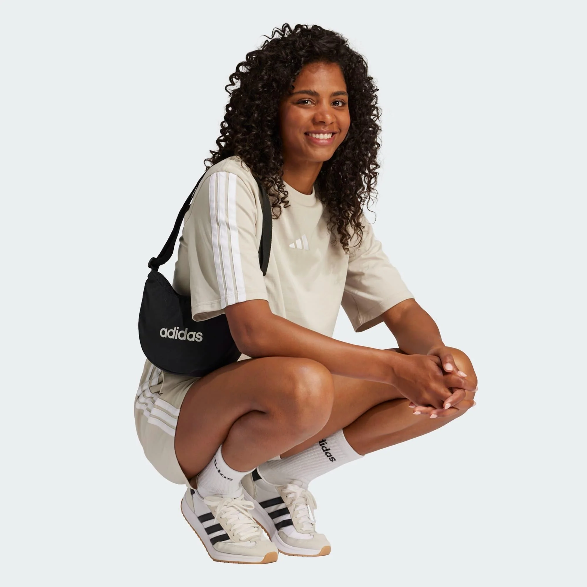 3 Stripes - Image 4