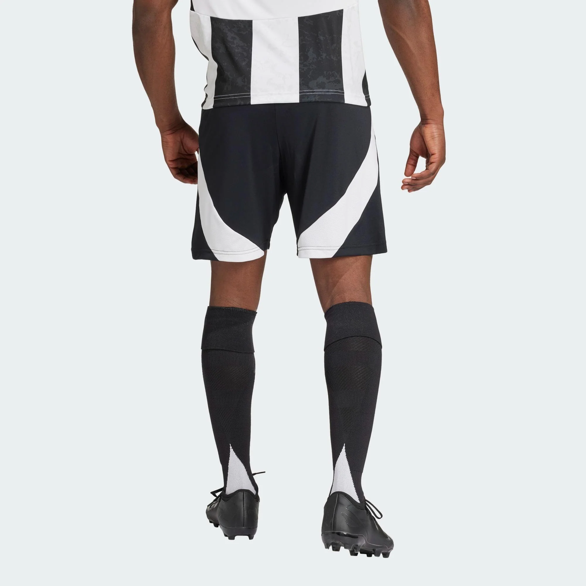 Juve Short - Image 4
