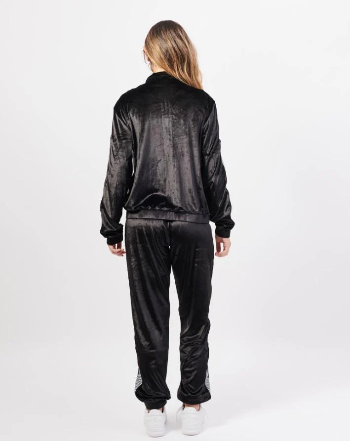 Tracksuit - Image 4