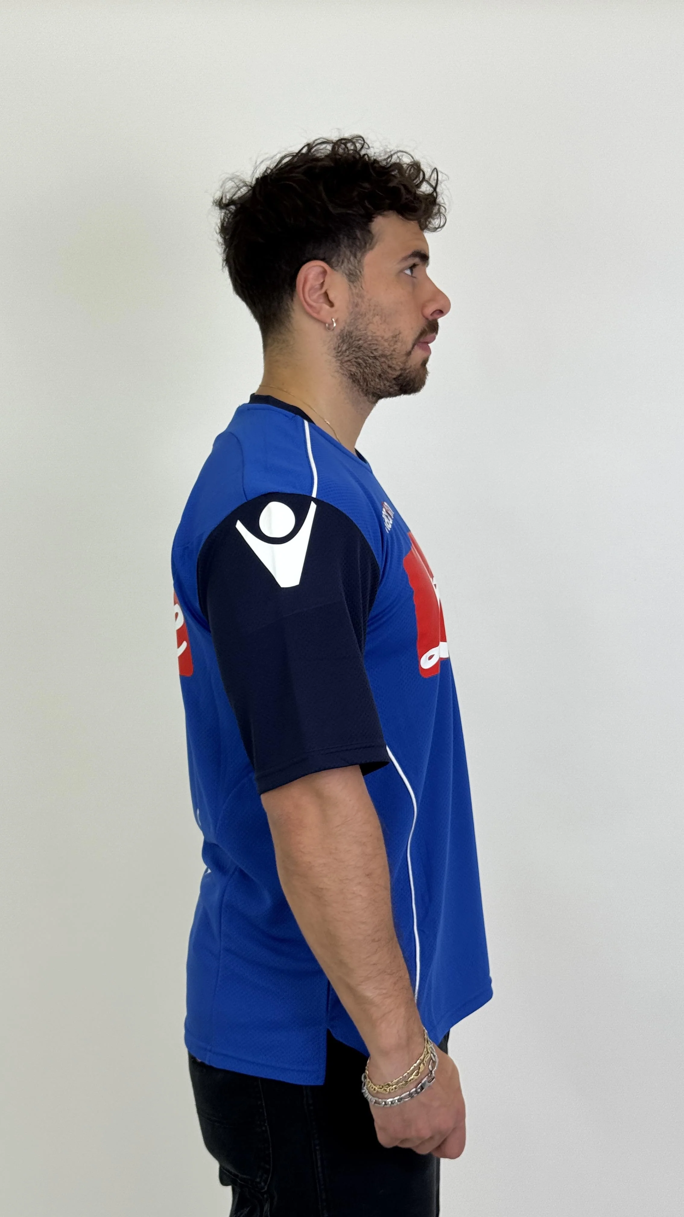 Macron Gara - Image 3