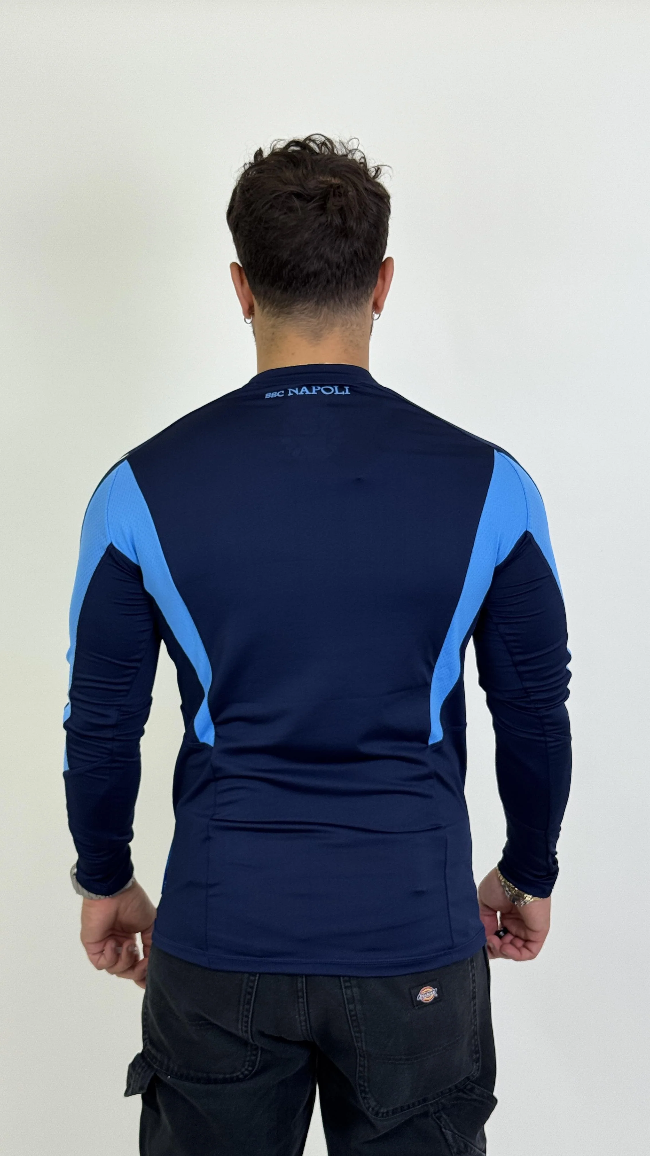 Macron Gara - Image 3