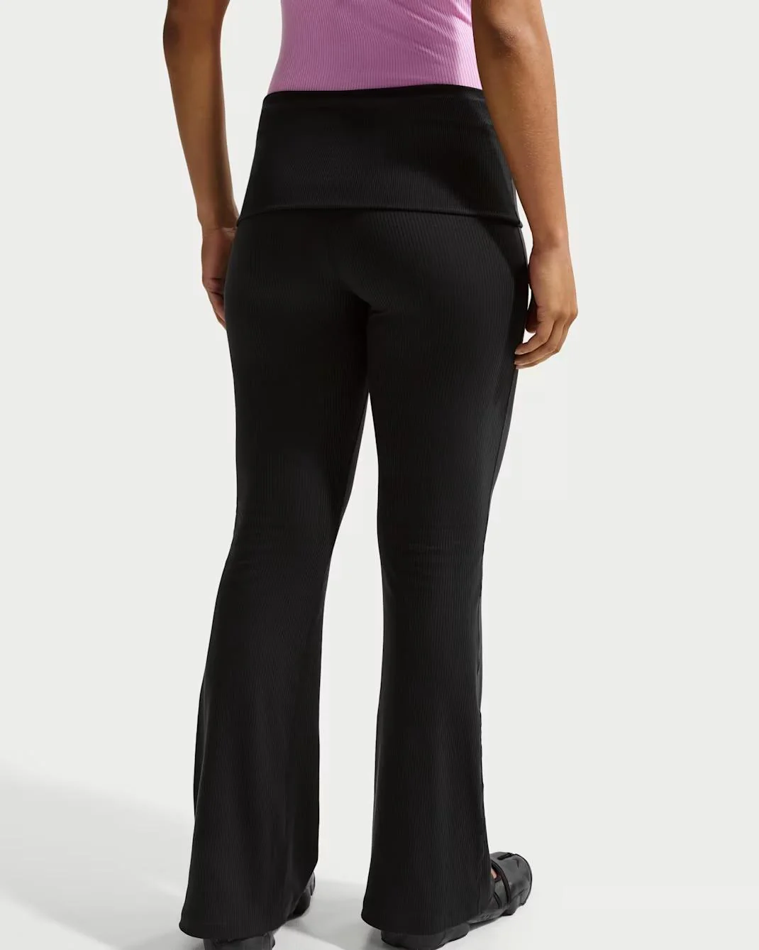 Nike Chill Pant - Image 2