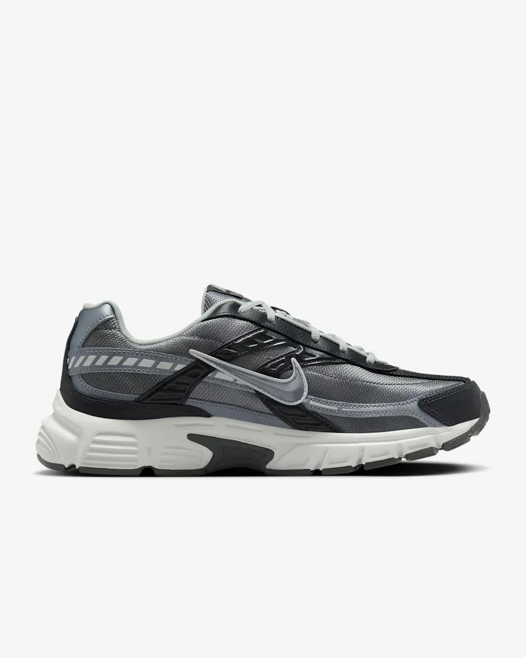 Nike Initiator