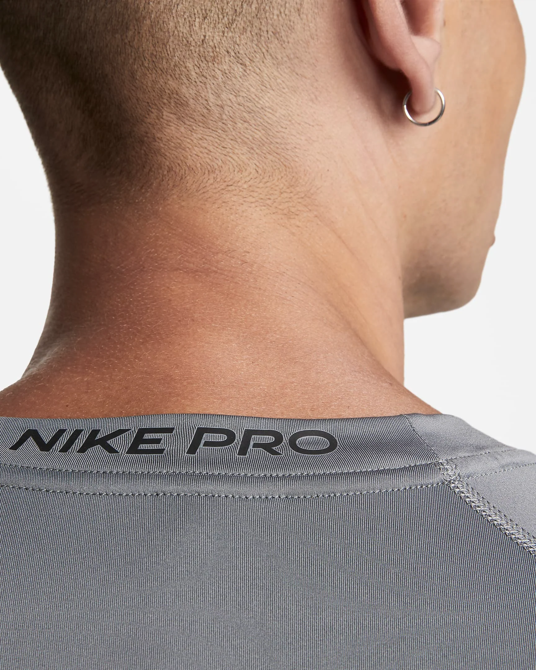 Nike Pro - Image 4
