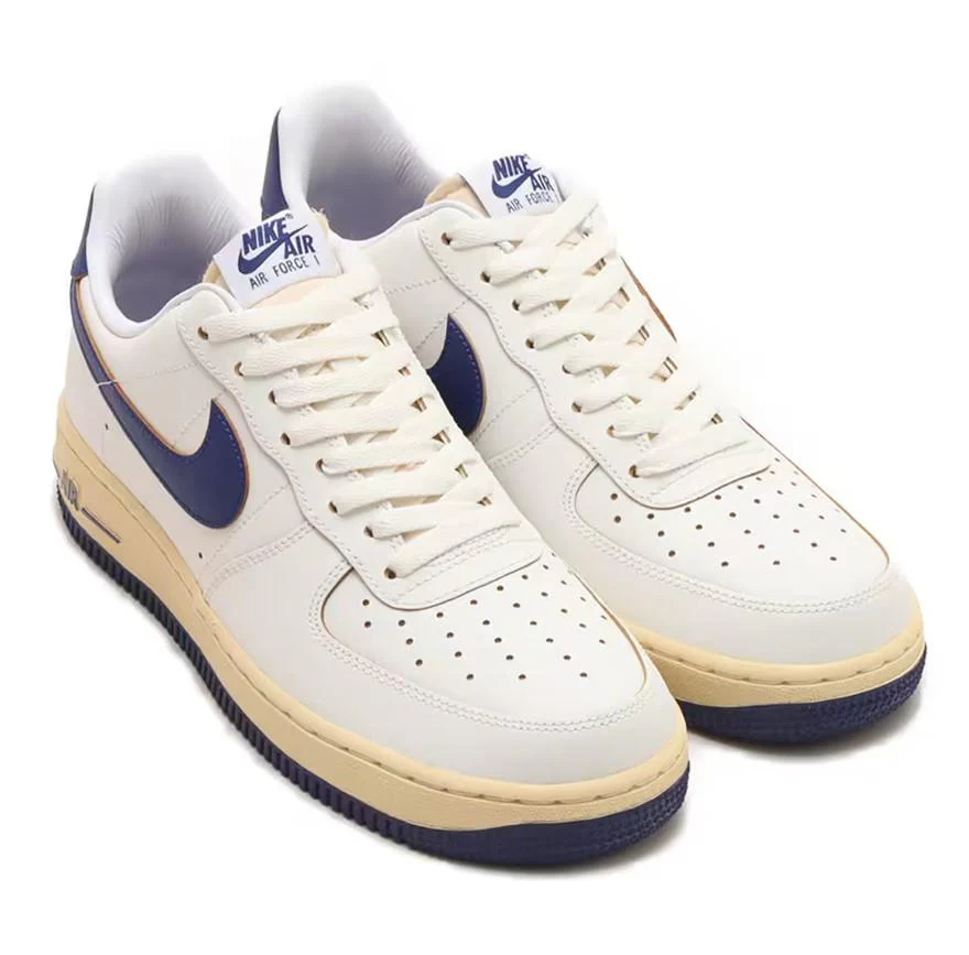 WMNS AIR FOCE 1 '07 - Image 3