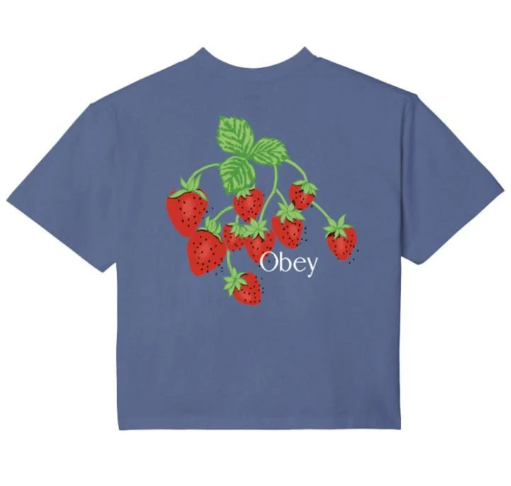 Strawberry bunch - Image 2