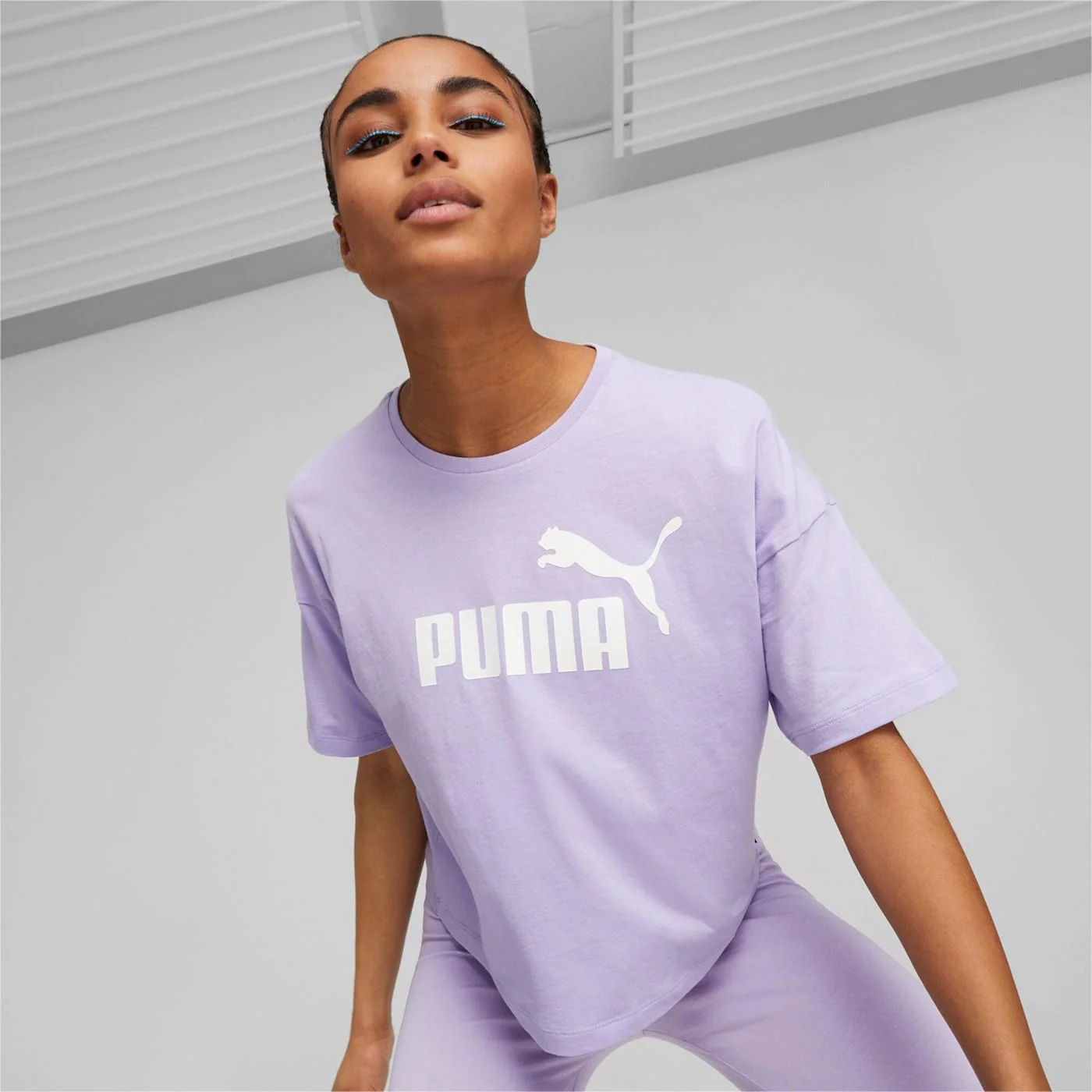 ESS Cropped Logo Tee - Image 3