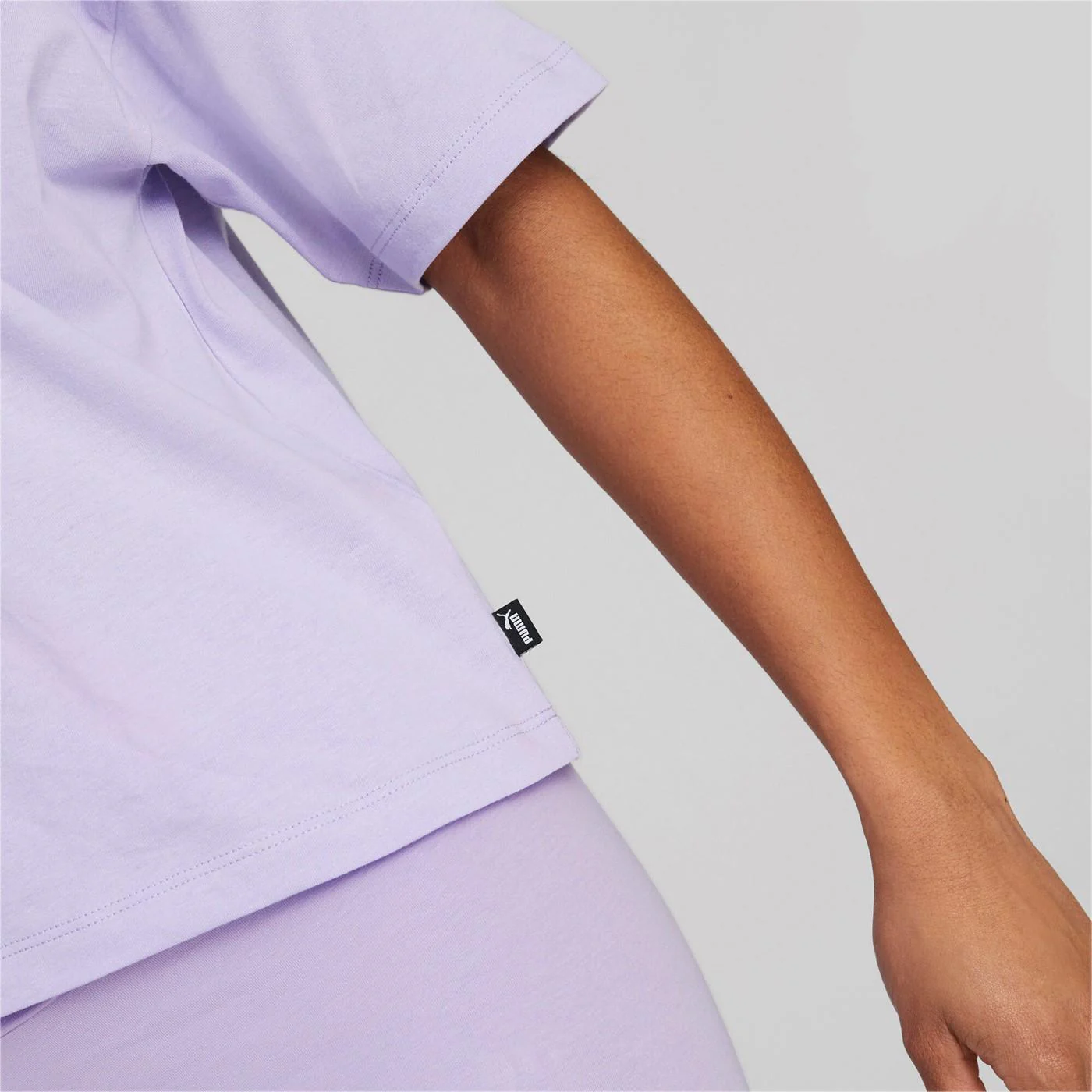 ESS Cropped Logo Tee - Image 4