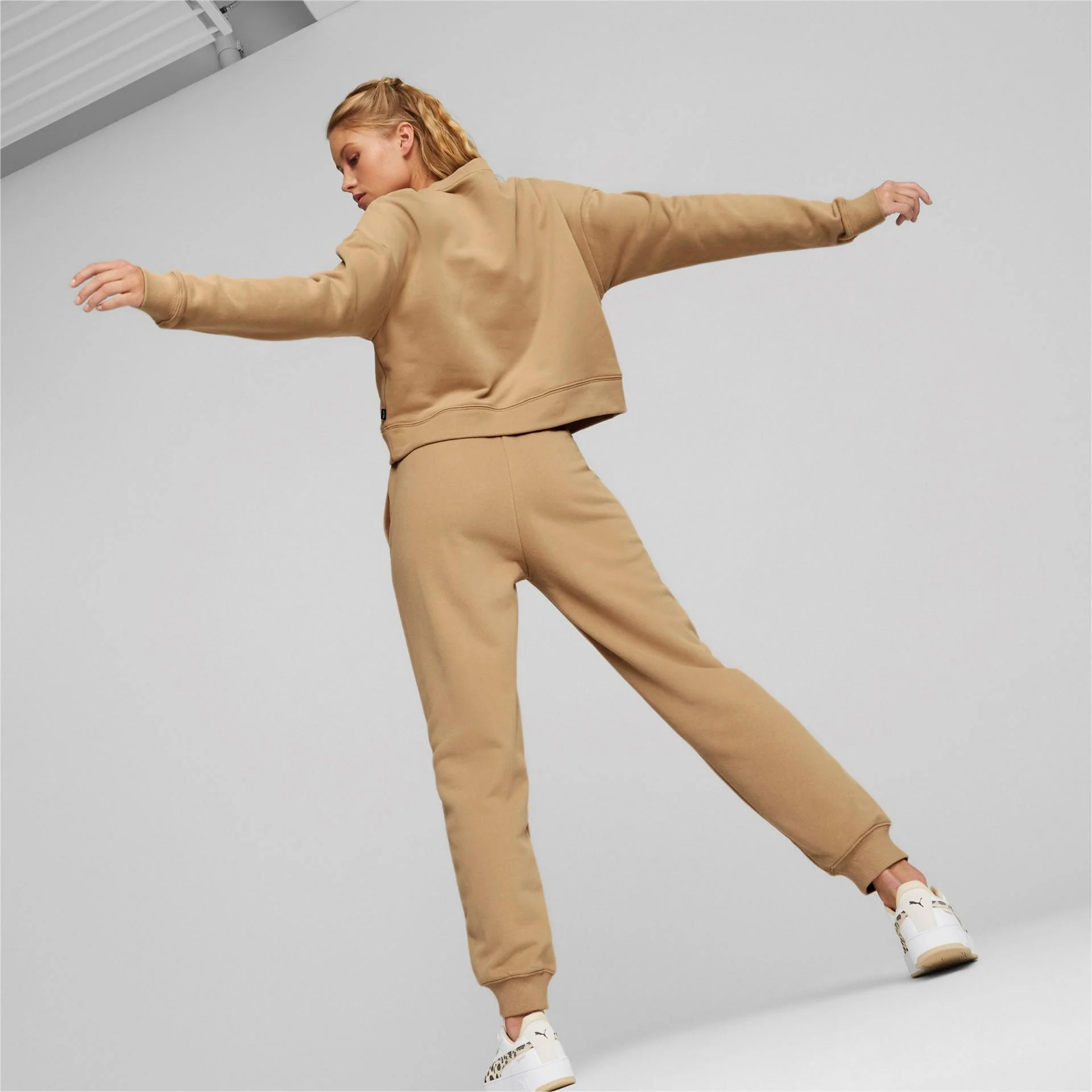Loungewear Suit - Image 3