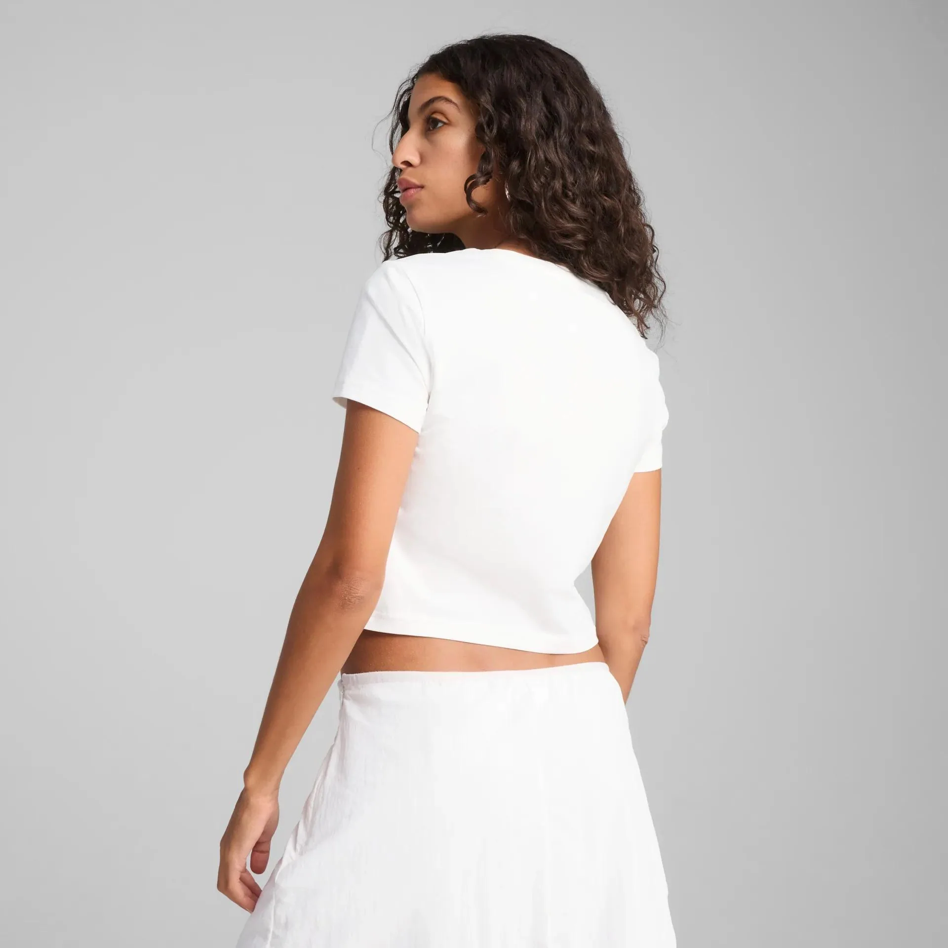 Wardrobe Ess - Image 4